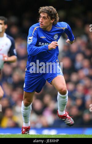 HERNAN CRESPO CHELSEA FC STAMFORD BRIDGE CHELSEA LONDON ENGLAND 11 March 2006 Stock Photo