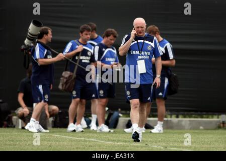 PETER KENYON CHELSEA FC CHIEF EXECUTIVE LOS ANGELES CALIFORNIA USA 10 July 2007 Stock Photo