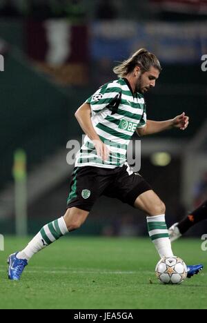 MIGUEL VELOSO SPORTING LISBON JOSE ALVALDE STADIUM LISBON PORTUGAL 07 November 2007 Stock Photo