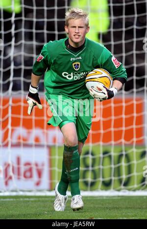 KASPER SCHMEICHEL CARDIFF CITY FC WALKERS STADIUM LEICESTER GREAT ...