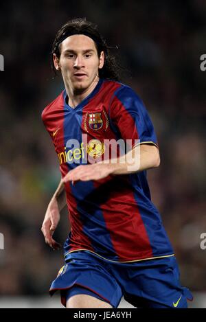 LIONEL MESSI FC BARCELONA NOU CAMP BARCELONA SPAIN 07 November 2007 Stock Photo