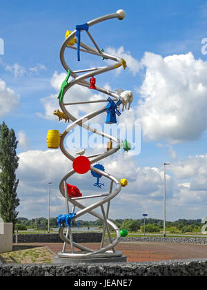 'Dubbele helix1' by Nicolas Dings Wijhe explores the concept of DNA through a dynamic visual interpretation, representing the double helix structure with an artistic twist, blending science and art. Stock Photo