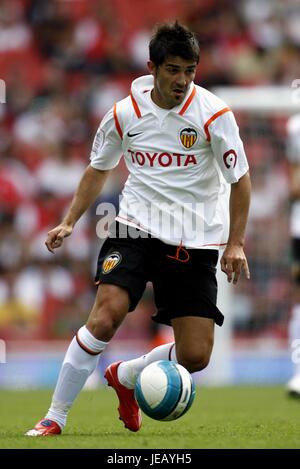 david-villa-valencia-emirates-