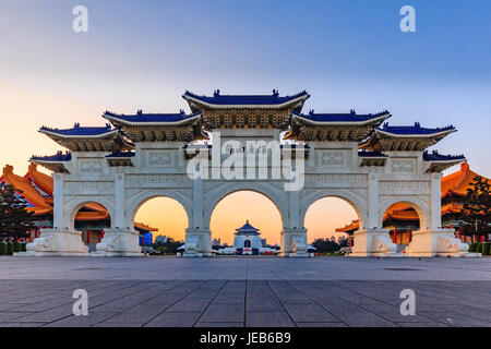 Early morning at the Archway of Chiang Kai Shek Memorial Hall, Tapiei, Taiwan. The meaning of the Chinese text on the archway is 'Liberty Square'. Stock Photo