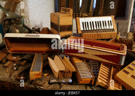 Italy Marche Castelfidardo (AN): Civic international museum of accordion  Old repairer atelier Stock Photo