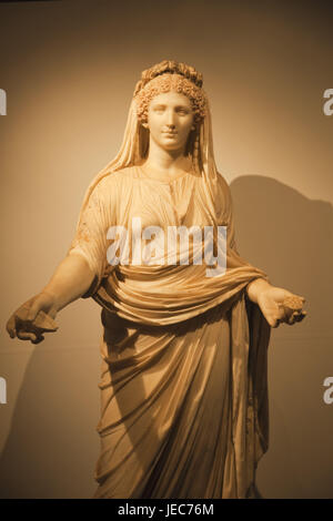 Italy, Rome, the Palatine, Kryptoportikus, marble statue of a priest, Stock Photo