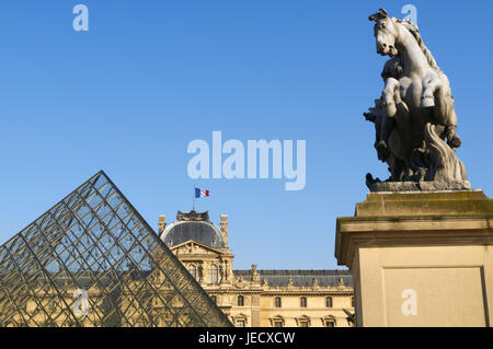 France, Paris, view at the Louvre, Stock Photo