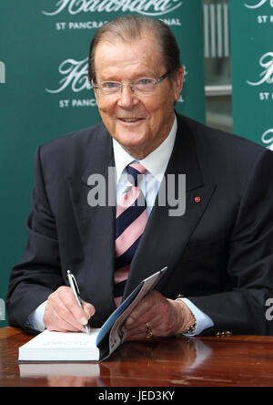 Sir Roger Moore dies at aged of 89 - archive pictures  Featuring: Sir Roger Moore Where: London, United Kingdom When: 23 May 2017 Credit: WENN.com Stock Photo