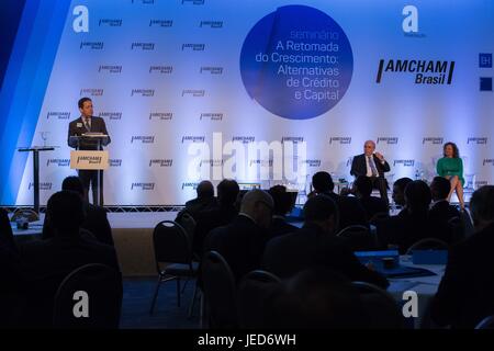 Sao Paulo, Sao Paulo, Brazil. 23rd June, 2017. Summit promoted by American Chamber of Commerce - AMCHAM, with the participation of specialists in credit and capital markets on the prospects of private and public financing in Brazil. Credit: Paulo Lopes/ZUMA Wire/Alamy Live News Stock Photo