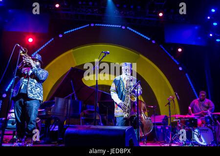 New York, USA. 23rd June, 2017. The BRIC Celebrate Brooklyn! Festival summer concert series continued on this intermittently evening with a John Coltrane tribute by the Brooklyn Raga collective and tenor saxophonist Pharoah Sanders. Pharoah Sanders with his combo. Credit: Ed Lefkowicz/Alamy Live News Stock Photo