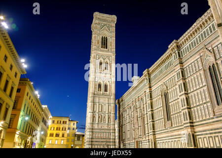 Dämmerung, Dom, Kathedrale von Florenz, Duomo Santa Maria del Fiore, Florenz, Toskana, Italien Stock Photo