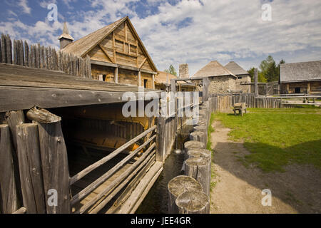 Canada, Ontario, Midland, Sainte-Marie among the Hurons, timber houses, boathouse, canoes, Stock Photo
