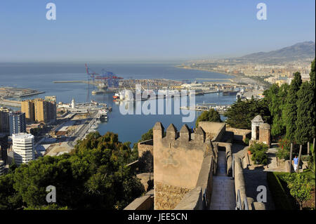 Spain, Malaga, castle grounds Castillo de Gibralfaro with view at the harbour, Stock Photo