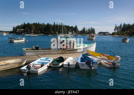 Lunch break at the dock in Five Islands, Maine, USA Stock Photo