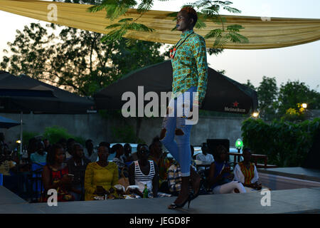 Juba, Central Equatorial, South Sudan. 24th June, 2017. Despite the fighting, fleeing and near-famine afflicting the rest of the country, some South Sudanese citizens find time to enjoy the Nile Couture Fashion Show in the capital of Juba Saturday night. The models show the designs of Stella Collection. Credit: Miguel Juarez Lugo/ZUMA Wire/Alamy Live News Stock Photo