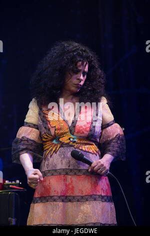 The singer Gal Costa performs the recording of the DVD 'Estratosférica' at Casa Natura Musical, west side of São Paulo, on Friday, June 23. (PHOTO: CIÇA NEDER/BRAZIL PHOTO PRESS) Stock Photo