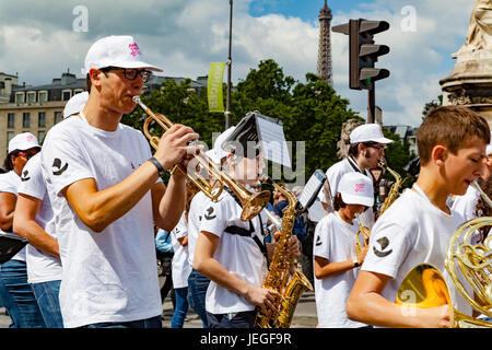 Paris, France. 24th Jun, 2017. Marching band playing during the Paris Olympic Games 2024 showcase. Credit: Guillaume Louyot/Alamy Live News Stock Photo