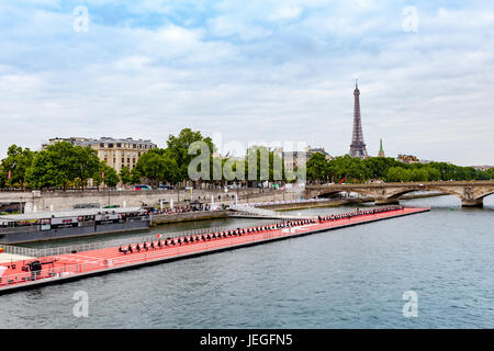 Paris, France. 24th Jun, 2017. Musicians perform a concert during the Olympic Games Paris 2024 showcase. Credit: Guillaume Louyot/Alamy Live News Stock Photo