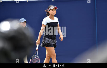 Risa Ozaki of Japan in action against Varvara Lepchenko of the USA during the Aegon International Eastbourne tennis tournament at Devonshire Park in Eastbourne East Sussex UK. 25 Jun 2017 Stock Photo