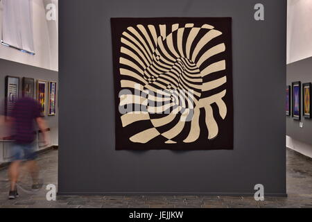 Victor Vasarely's Zebra: A Masterpiece of Optical Illusion
