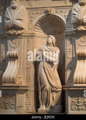 Side statue of Michelangelo's Moses, San Pietro in Vincoli, Rome Stock Photo