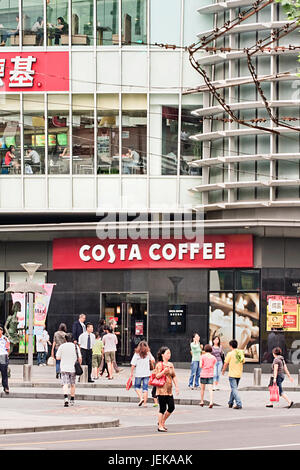 SHANGHAI-AUG. 31; 2009. Costa coffee shop in Shanghai. Costa was founded by Sergio and Bruno Costa in 1971 and runs 785 stores in China. Stock Photo