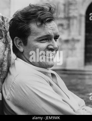 Richard Burton, on-set of the Film, 'The Night of the Iguana', Metro-Goldwyn-Mayer, 1964 Stock Photo