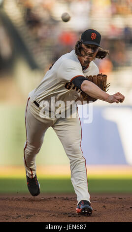 San Francisco, California, USA. 26th June, 2017. San Francisco Giants starting pitcher Jeff Samardzija (29) throwing in the first inning of a MLB baseball game between the Colorado Rockies and the San Francisco Giants on LGBT Night at AT&T Park in San Francisco, California. Valerie Shoaps/CSM/Alamy Live News Stock Photo