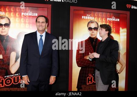 Andy Buckley, Son at arrivals for THE HOUSE Premiere, TCL Chinese Theatre (formerly Grauman's), Los Angeles, CA June 26, 2017. Photo By: Priscilla Grant/Everett Collection Stock Photo