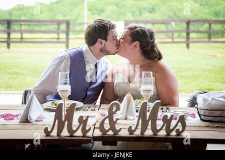 Rustic countryside wedding celebration at Wolftrap Farm, Gordonsville, Virginia, USA. Stock Photo