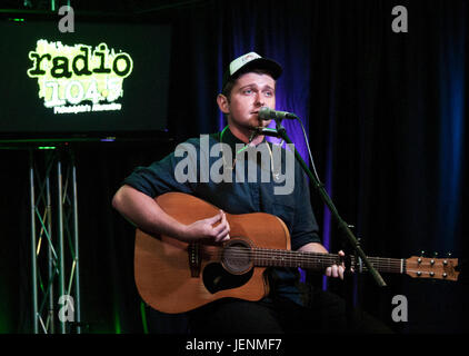 Bala Cynwyd, PA, USA. 1st June, 2017. Australian Singer-Songwriter The Outdoor Type Visits Radio 104.5's Performance Theatre. Stock Photo