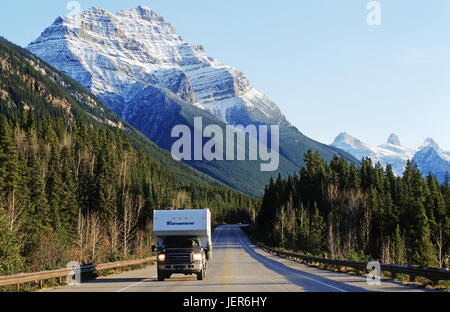 Journey through the Rocky Mountains, Jasper N.P., Canada, Fahrt durch die Rocky Mountains - Jasper N.P., Kanada Stock Photo