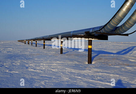 oil pipeline Prudhoe Bay, Alaska, Ölpipeline Prudhoe Bay - Alaska Stock Photo