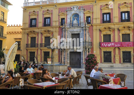 Spain, Malaga, street cafe in the plaza del Obispo, Stock Photo