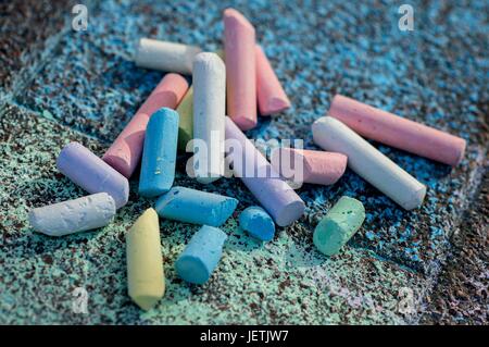 Crayon on a street in Sehnde (Germany), 30 April 2017. | usage worldwide Stock Photo