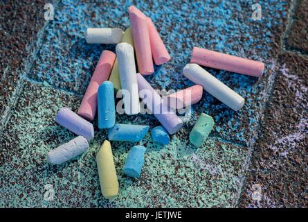 Crayon on a street in Sehnde (Germany), 30 April 2017. | usage worldwide Stock Photo