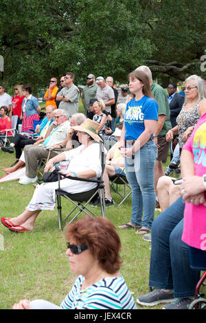 Pensacola, Florida, USA. 27th June, 2017. Crowed gathered in support of saving the Bayview Cross.  Sandy Andreoletti/Alamy Live News Stock Photo