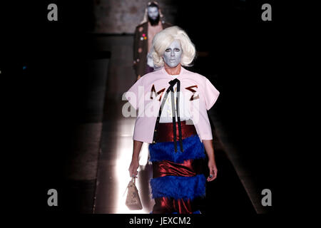 Barcelona, Spain. 28th June, 2017. Models present creations by Brain & Beast during the 080 Barcelona Fashion Week in Barcelona, Spain, June 28, 2017. Credit: Pau Barrena/Xinhua/Alamy Live News Stock Photo