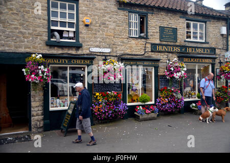 Hunters of Helmsley (Voted Best Small Shop in UK 2015) in the Market Town of Helmsley, Ryedale, North Yorkshire Moors National Park, England, UK. Stock Photo