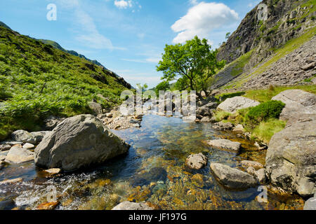 Afon Nant Peris, the river running through the rugged and scenic Llanberis Pass in Snowdonia,  Gwynedd, North Wales. A popular area in the Snowdonia N Stock Photo