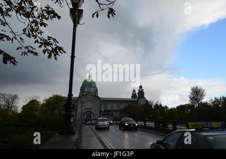 Salmon weir in the Corrib River in Galway, Ireland Stock Photo - Alamy