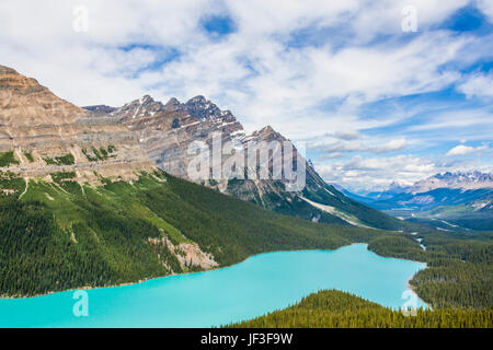 Peyto Lake (pea-toe) is a glacier-fed lake located in Banff National Park in the Canadian Rockies.  The Lake is accessed from the Icefields Parkway. I Stock Photo