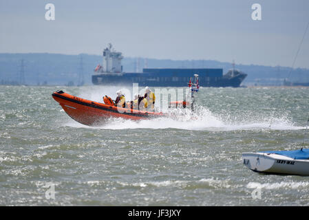 Southend RNLI Atlantic 85 Lifeboat Julia & Angus Wright B-885 At Speed ...