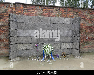 Death at the wall Auschwitz Stock Photo