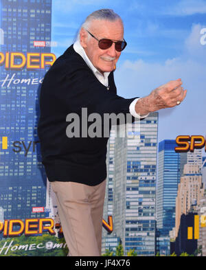 Hollywood, California, USA. 28th June, 2017. Stan Lee 001 arrives at the Premiere Of Columbia Pictures' 'Spider-Man: Homecoming' at TCL Chinese Theatre on June 28, 2017 in Hollywood, California Credit: Tsuni / USA/Alamy Live News Stock Photo