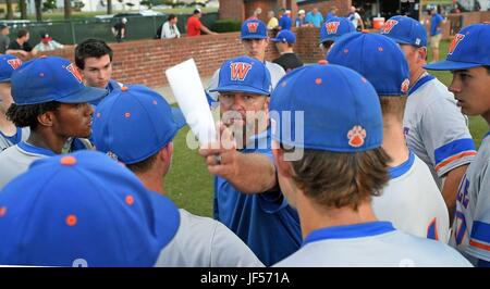 June 6, 2017 - Williamston, NC, USA - Whiteville  head coach Brett Harwood speaks to the team before they begin their quest for the NCHSAA 1A State Championship in Williamston, N.C. Wednesday, May 16, 2017. (Credit Image: © Chuck Liddy/News Observer via ZUMA Wire) Stock Photo