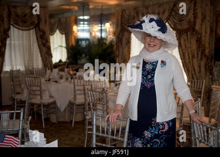 170526-N-YL073-011 (May 26, 2017) NEW YORK - Kathryn Cross, Tribute Journey founder, poses at the 2nd annual Tribute Journey Fleet Week New York (FWNY) afternoon tea hosted in conjunction with American Gold Star Mother's, Inc, at the Lowell Hotel in New York, May 26.  FWNY, now in its 29th year, is the city's time honored celebration of the sea services. It is an unparalleled opportunity for the citizens of New York and the surrounding tri-state area to meet Sailors, Marines and Coast Guardsmen, as well as witness firsthand the latest capabilities of today's maritime services. (U.S. Navy photo Stock Photo