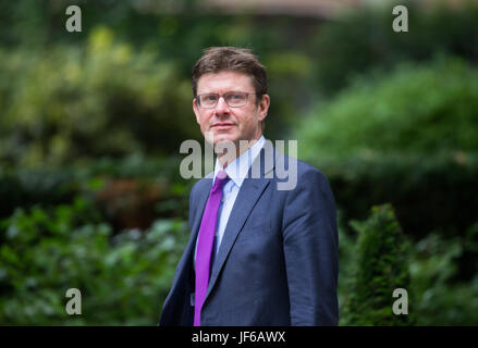 Greg Clark MP, Secretary of State for Business Energy and Industrial Strategy, arrives at 10 Downing Street for a Cabinet meeting Stock Photo