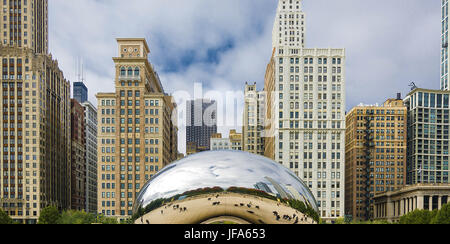 Cloud Gate in Chicago Stock Photo