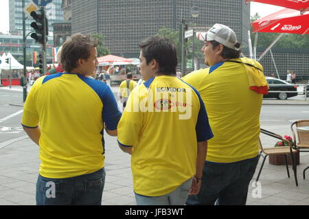 German and Ecuadorian soccer fans at the 2006 World Cup at Breitscheidplatz in Berlin on 20 June 2006 (before the match between Ecuador and Germany) Stock Photo